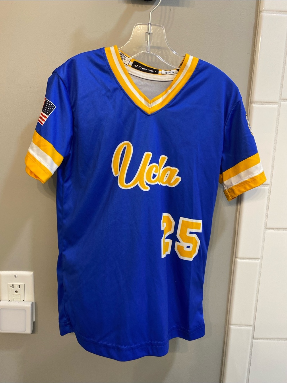 UCLA Blue & Gold Girls Soccer Jersey / Size Small / VGUC
